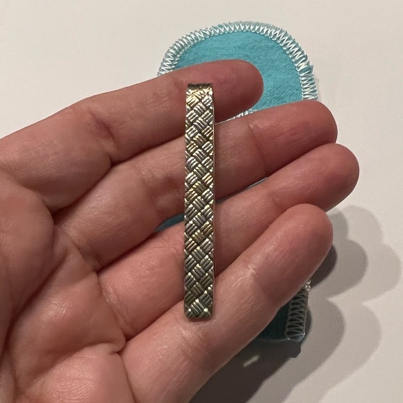 TIFFANY & CO 14K GOLD SILVER WOVEN BASKET WEAVE CUFFLINKS AND TIE BAR - Picture 4 of 15